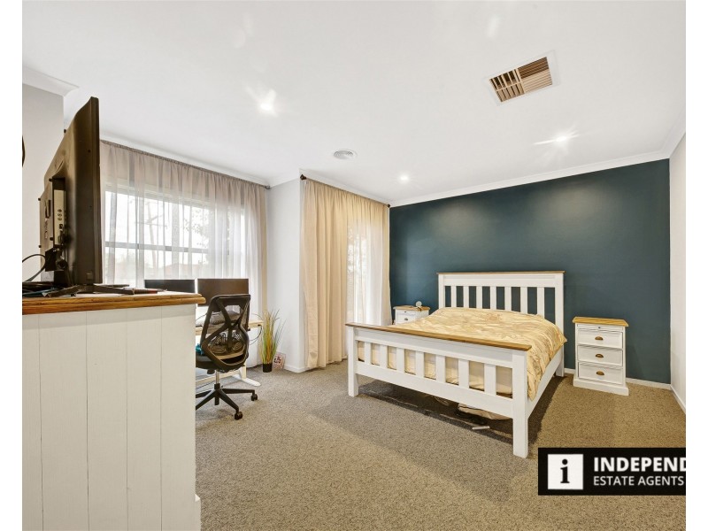 57 Rees Road, Melton South VIC 3338