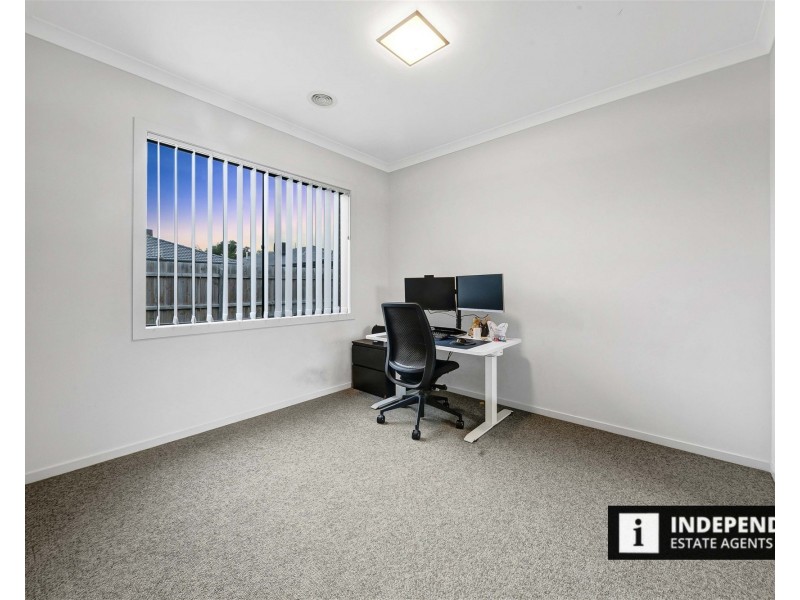 57 Rees Road, Melton South VIC 3338