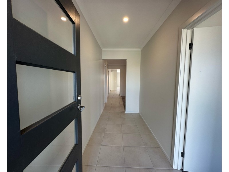 20 Monakeeba Boulevard, Woodstock VIC 3751