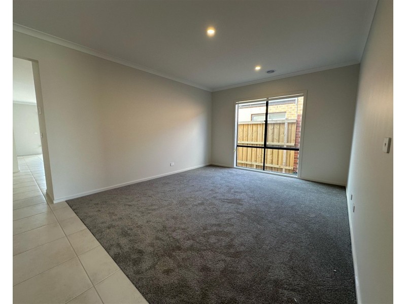 20 Monakeeba Boulevard, Woodstock VIC 3751