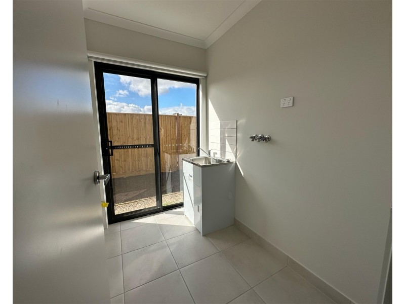 20 Monakeeba Boulevard, Woodstock VIC 3751