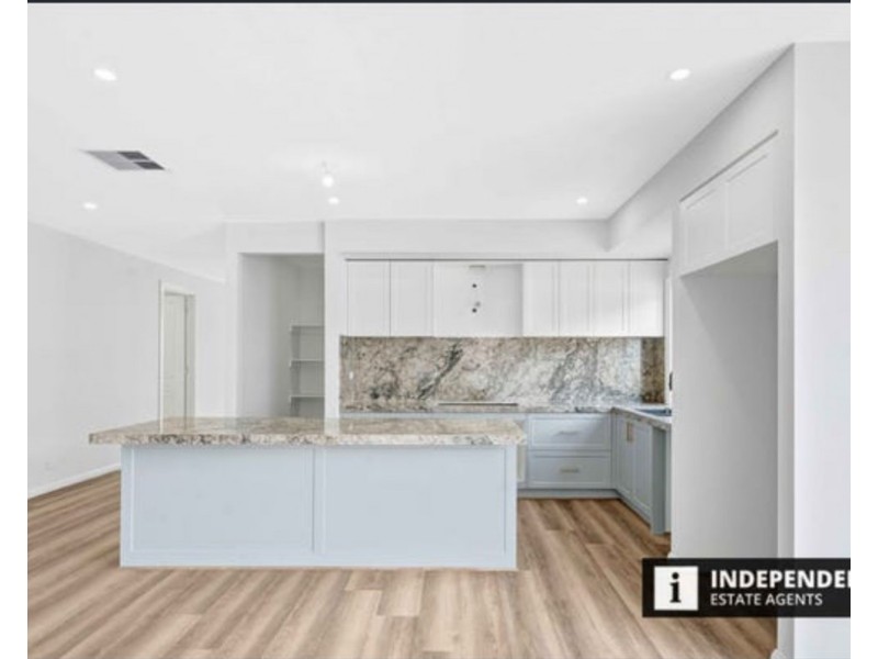 30 Cook Rd., Melton South VIC 3338