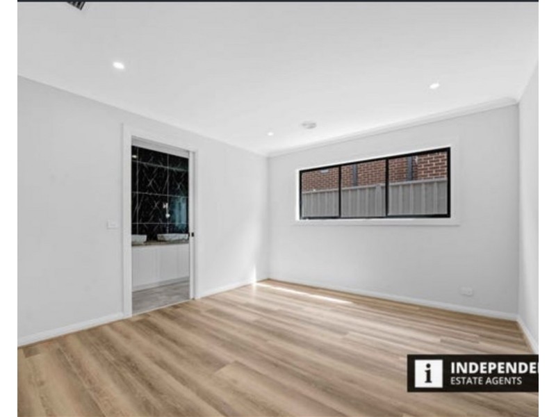30 Cook Rd., Melton South VIC 3338