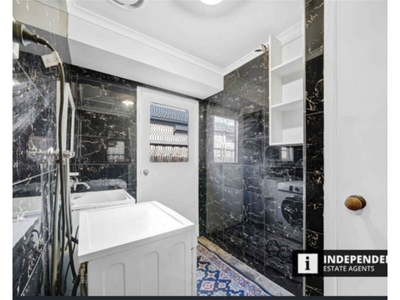 9 Garfield close, Melton South VIC 3338