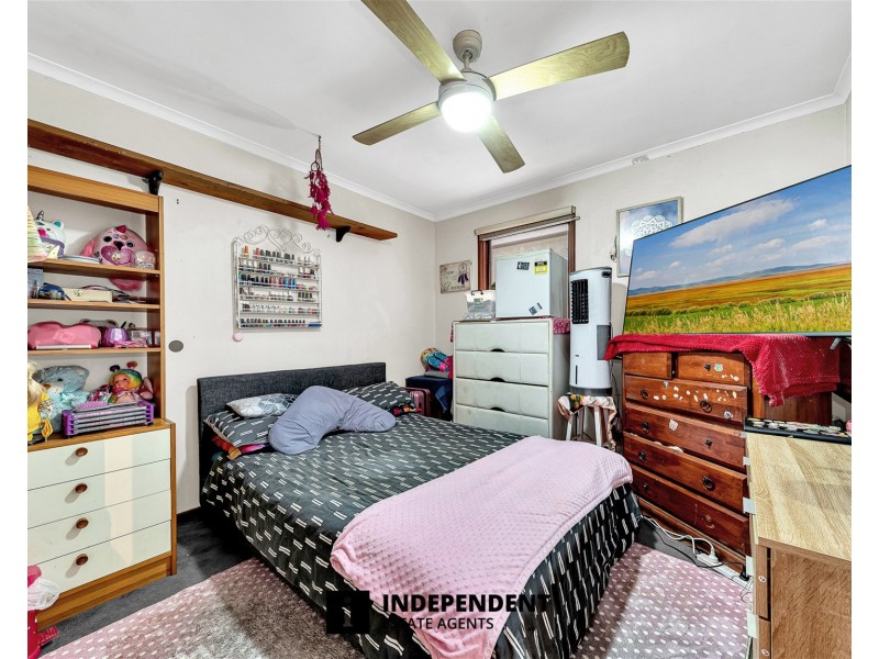 14 Heywood Crescent, Cranbourne North VIC 3977