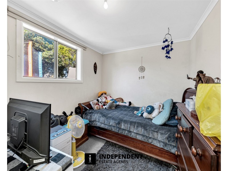 14 Heywood Crescent, Cranbourne North VIC 3977
