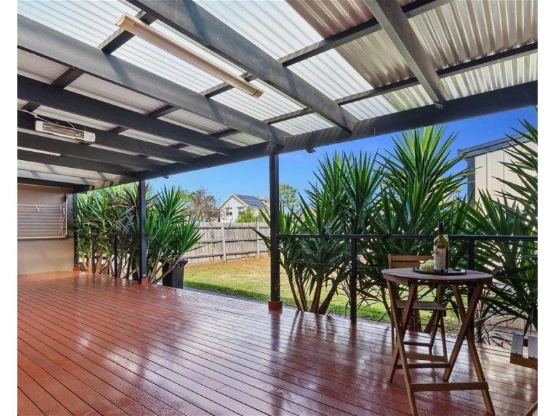 35  Grace Street, Melton South VIC 3338