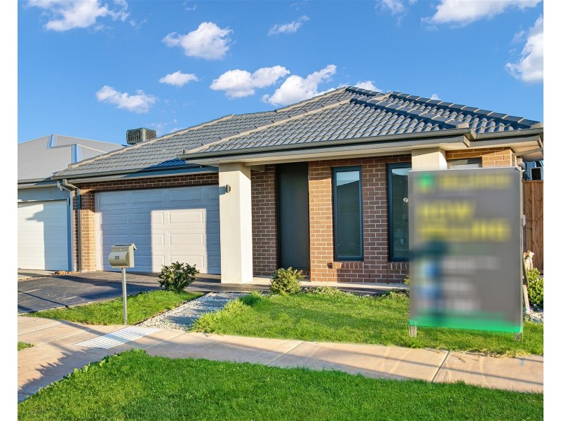 136  Shelterbelt Avenue, Melton South VIC 3338