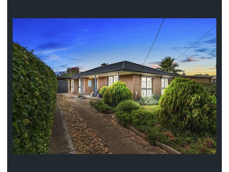 2 stafford street, Melton South VIC 3338