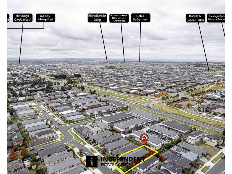 10  Merlot Way, Clyde North VIC 3978