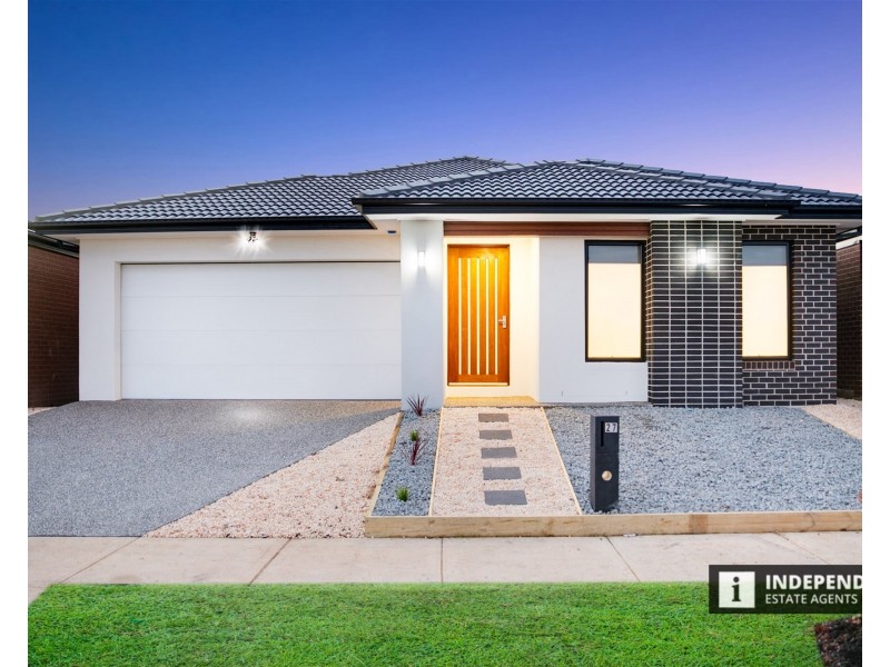 27  Saltgrass Avenue, Tarneit VIC 3029