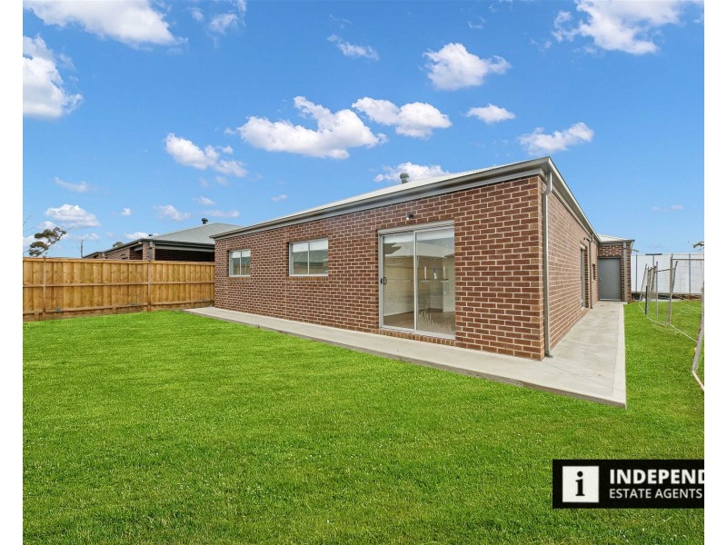 11 Kallara Road, Brookfield VIC 3338