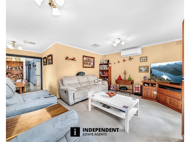 94 Sladen Street, Cranbourne VIC 3977