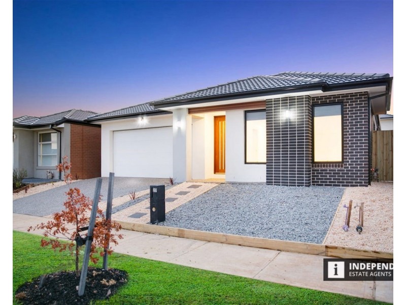 27 Saltgrass Av, Tarneit VIC 3029