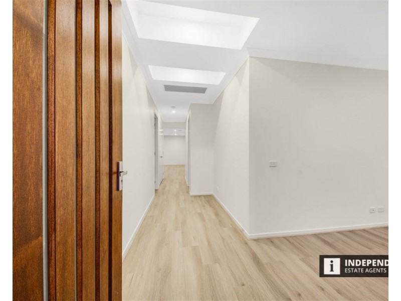 27 Saltgrass Av, Tarneit VIC 3029