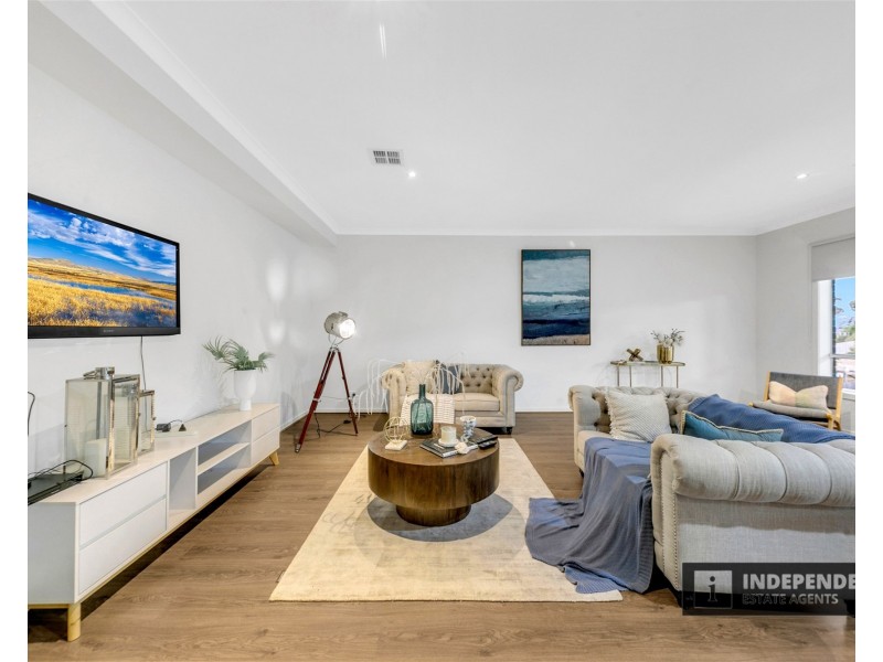 9 Riversdale Crescent, Darley VIC 3340