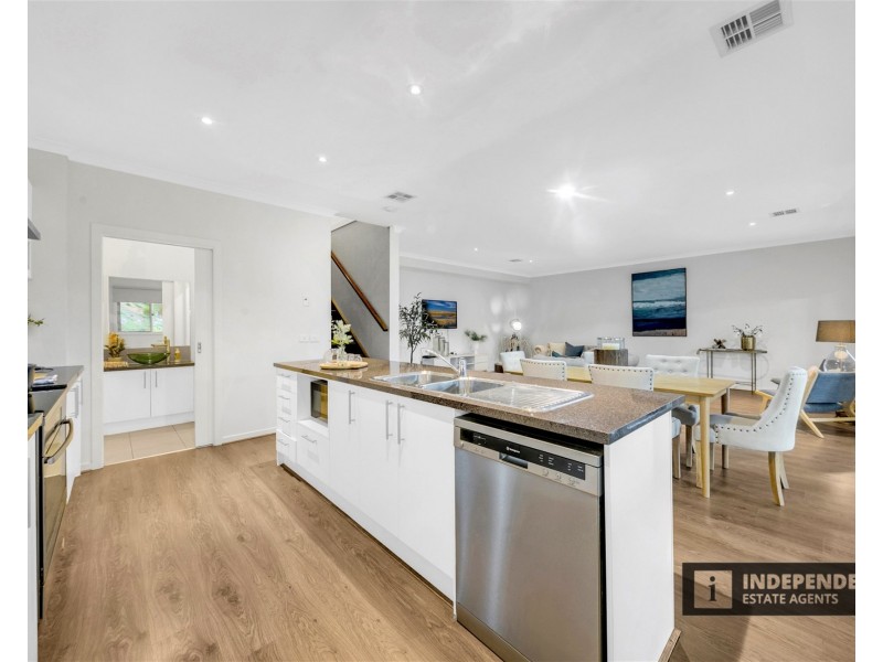 9 Riversdale Crescent, Darley VIC 3340