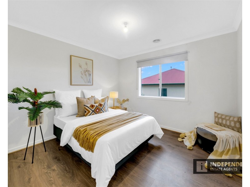 9 Riversdale Crescent, Darley VIC 3340