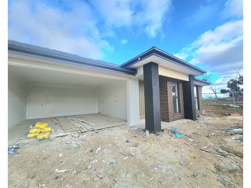 17 Kallara Rd, Brookfield VIC 3338
