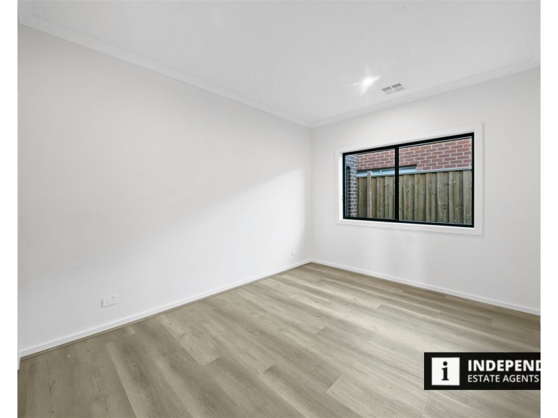 17 Kallara Rd, Brookfield VIC 3338