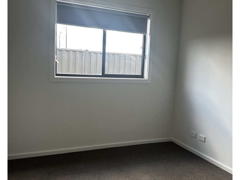 85 Madeira Dr, Truganina VIC 3029