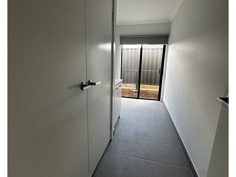 85 Madeira Dr, Truganina VIC 3029