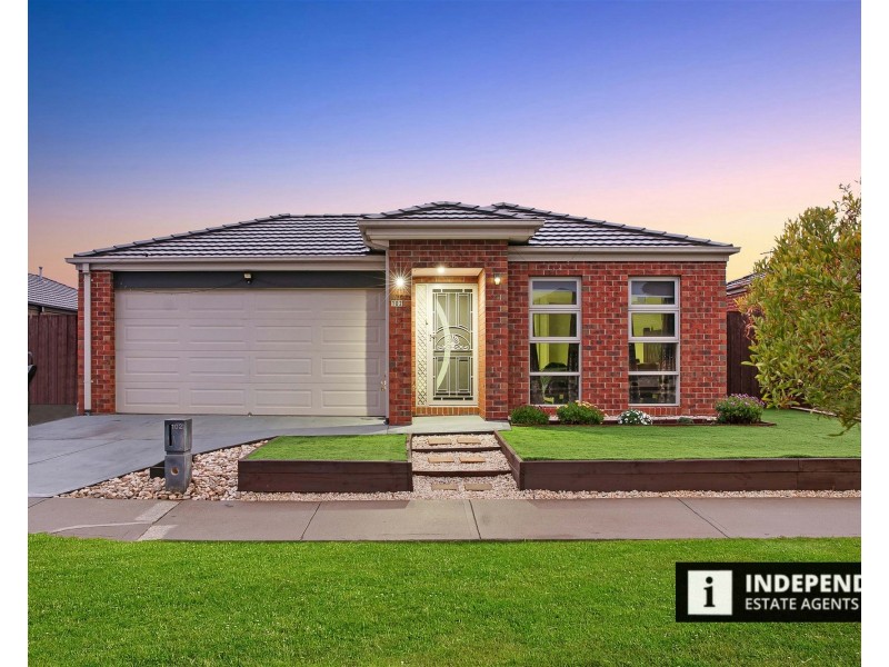 102 James Melrose Drive, Brookfield VIC 3338