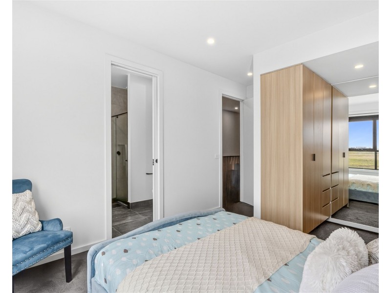 32  Gemini Crescent, Truganina VIC 3029