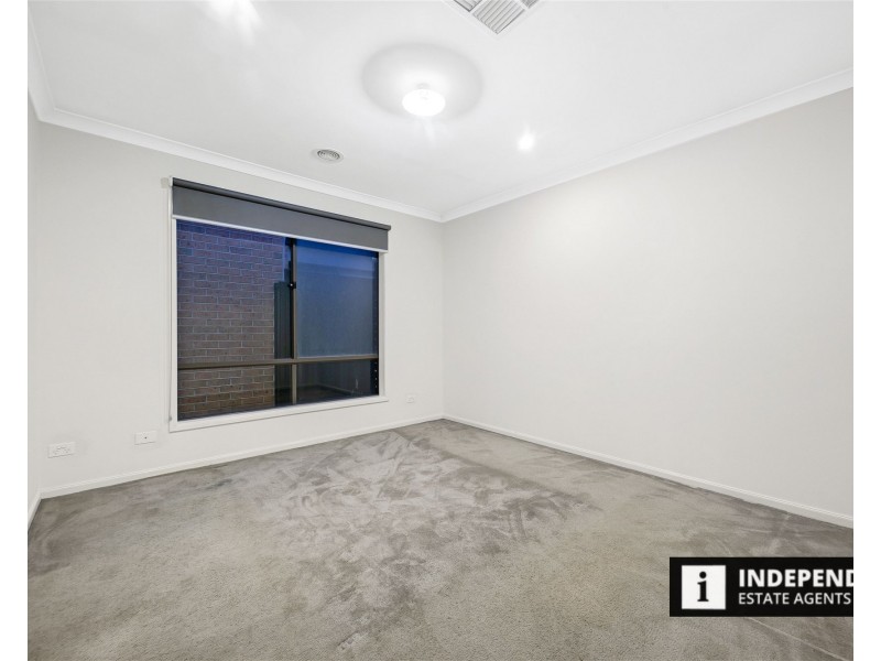 22 Herbal Ave, Kurunjang VIC 3337