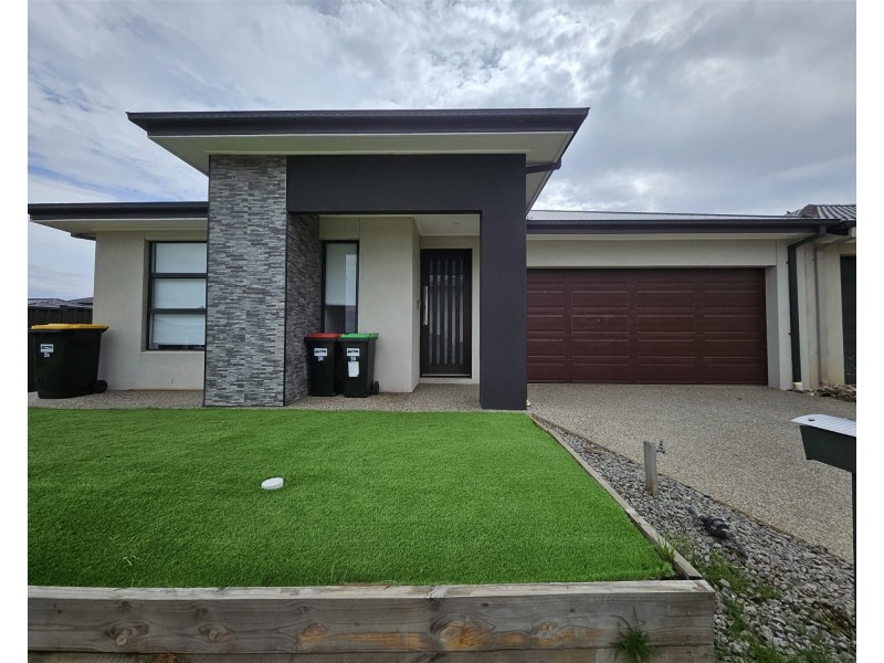 26 CONONDALE AVENUE, Truganina VIC 3029
