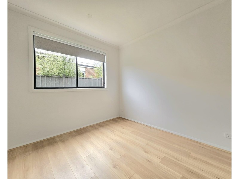 26 CONONDALE AVENUE, Truganina VIC 3029