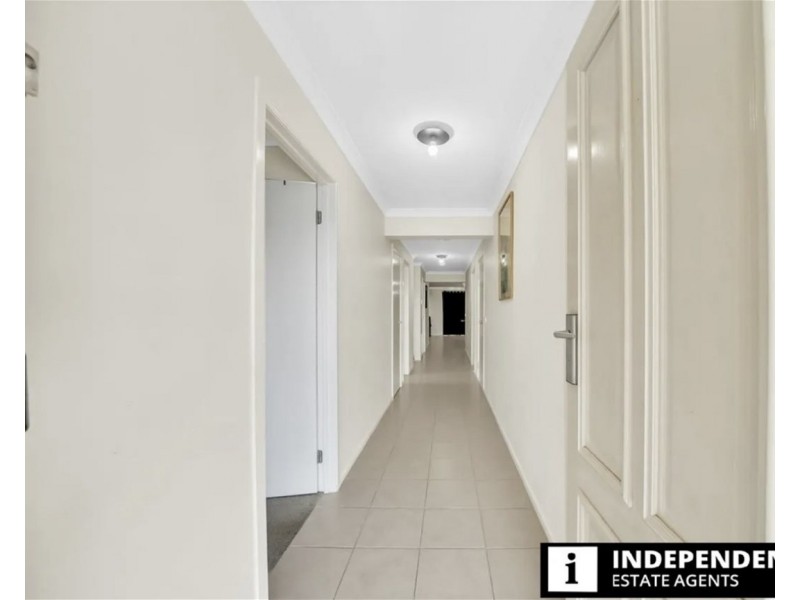 18 Fantail Way, Brookfield VIC 3338