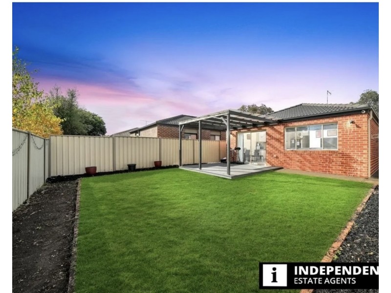 18 Fantail Way, Brookfield VIC 3338