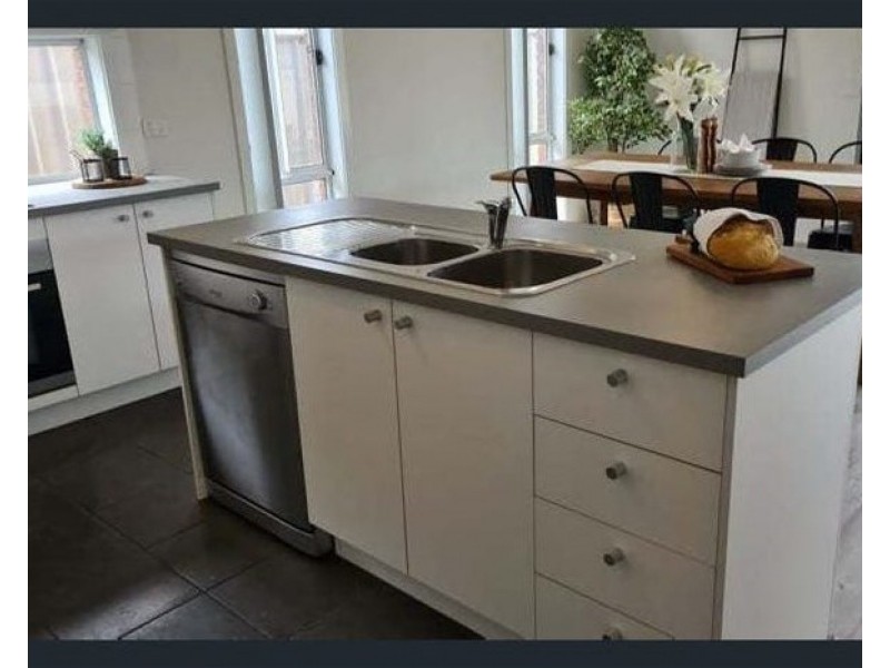 286 Clarkes road, Brookfield VIC 3338