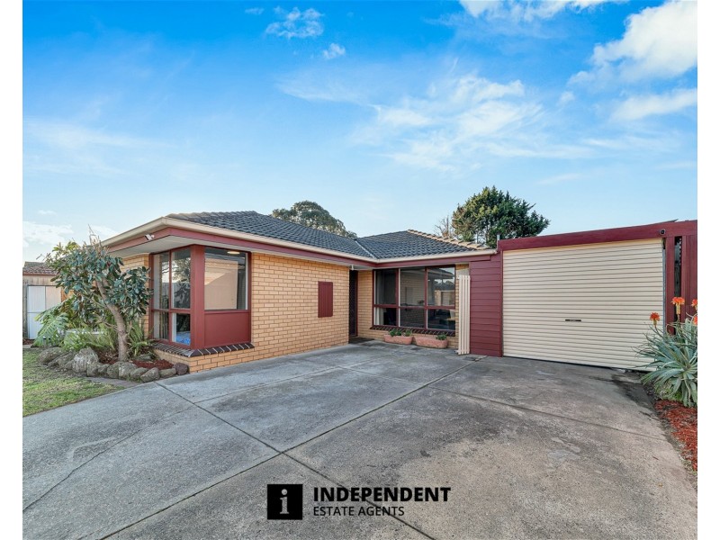 99 Sladen Street, Cranbourne VIC 3977