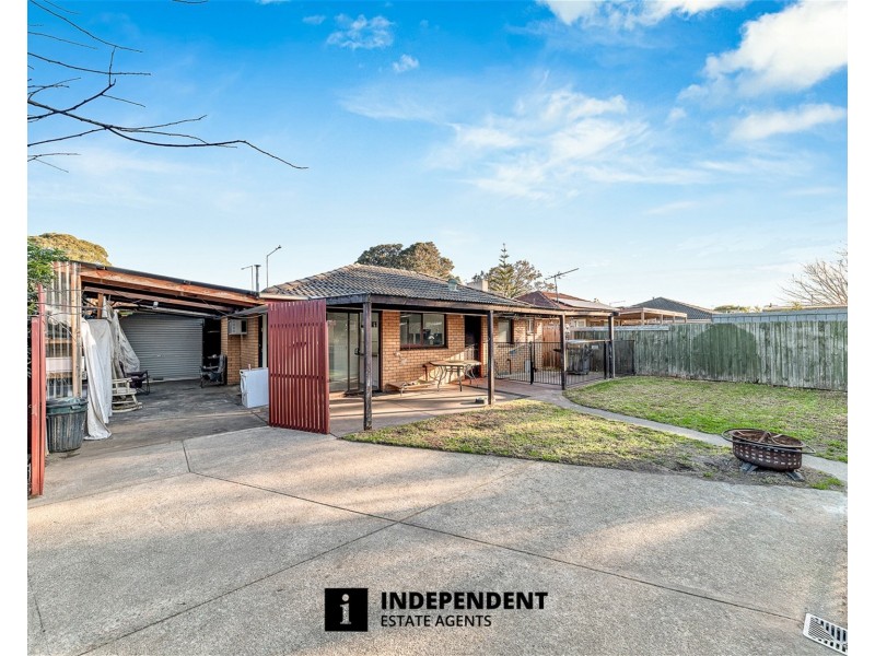 99 Sladen Street, Cranbourne VIC 3977