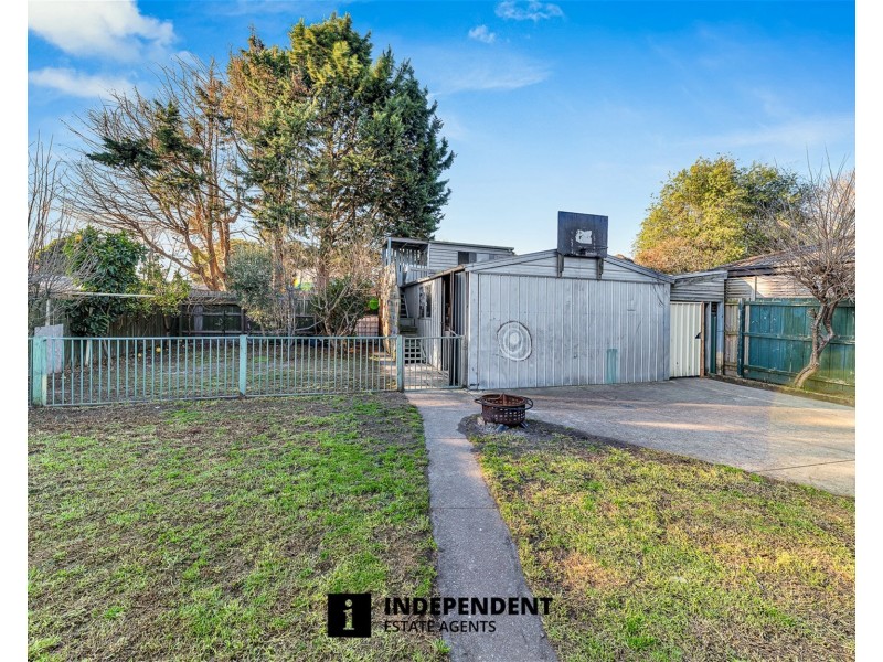 99 Sladen Street, Cranbourne VIC 3977