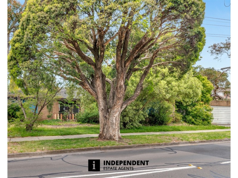 27 Sunrise Drive, Mulgrave VIC 3170