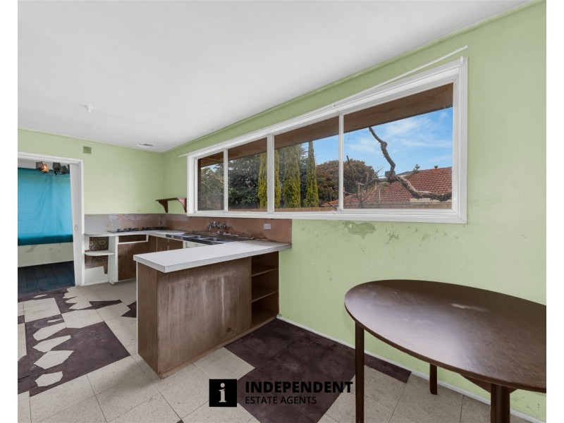 27 Sunrise Drive, Mulgrave VIC 3170