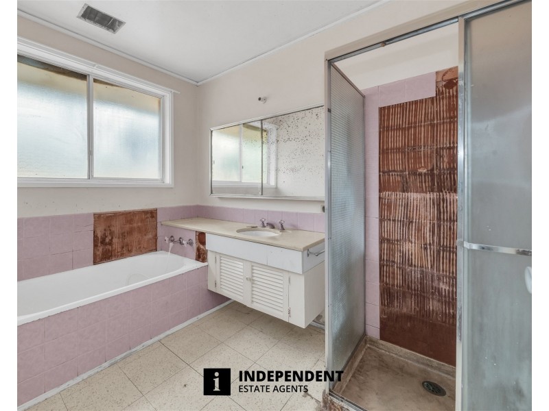 27 Sunrise Drive, Mulgrave VIC 3170