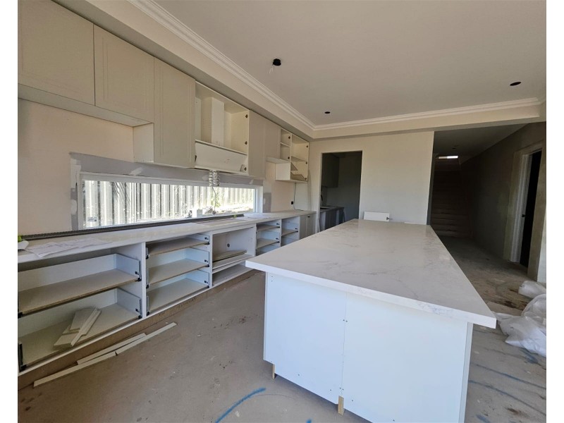 69 Darley Rd, Darley VIC 3340