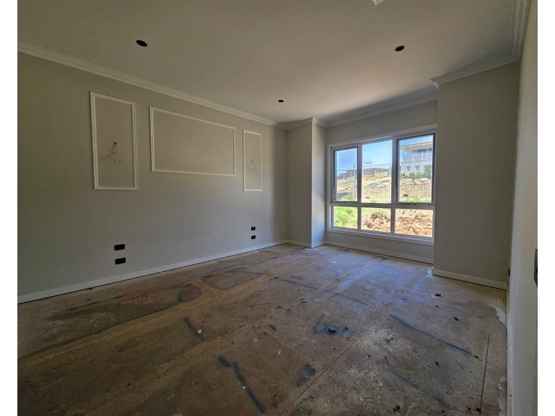 69 Darley Rd, Darley VIC 3340