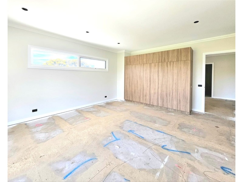 69 Darley Rd, Darley VIC 3340