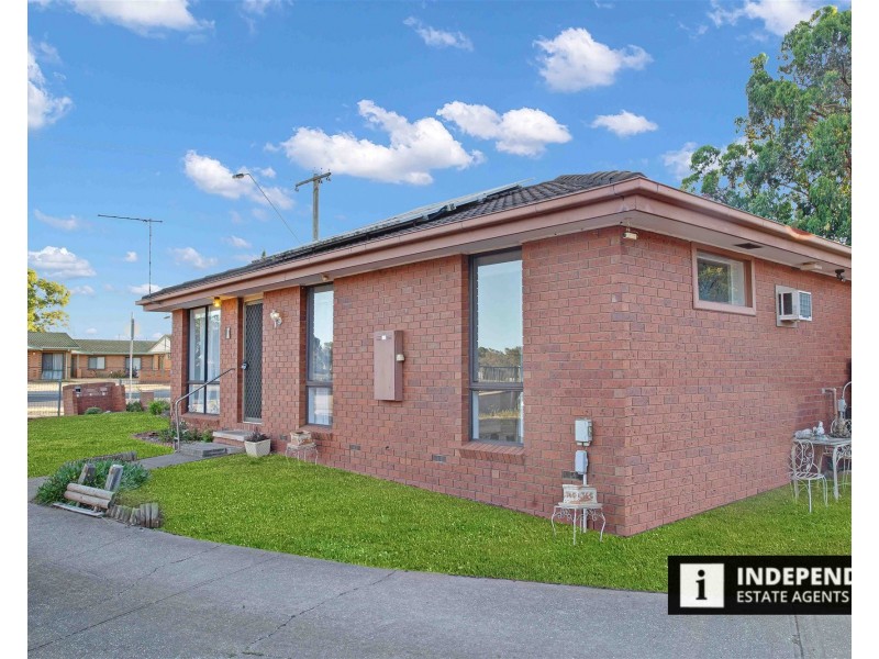 1/2-4 Brooklyn Road, Melton South VIC 3338