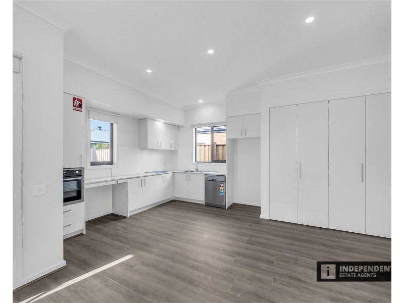 56 Claudia Crescent, Kurunjang VIC 3337