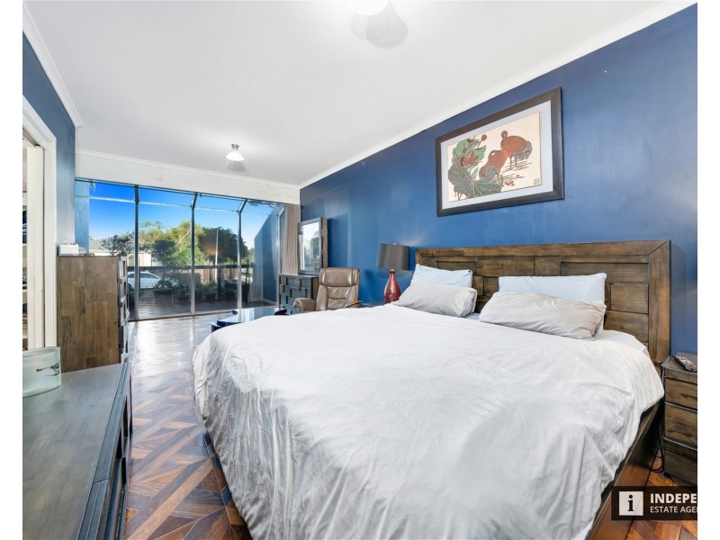 104  Waverley Park Drive, Cranbourne North VIC 3977