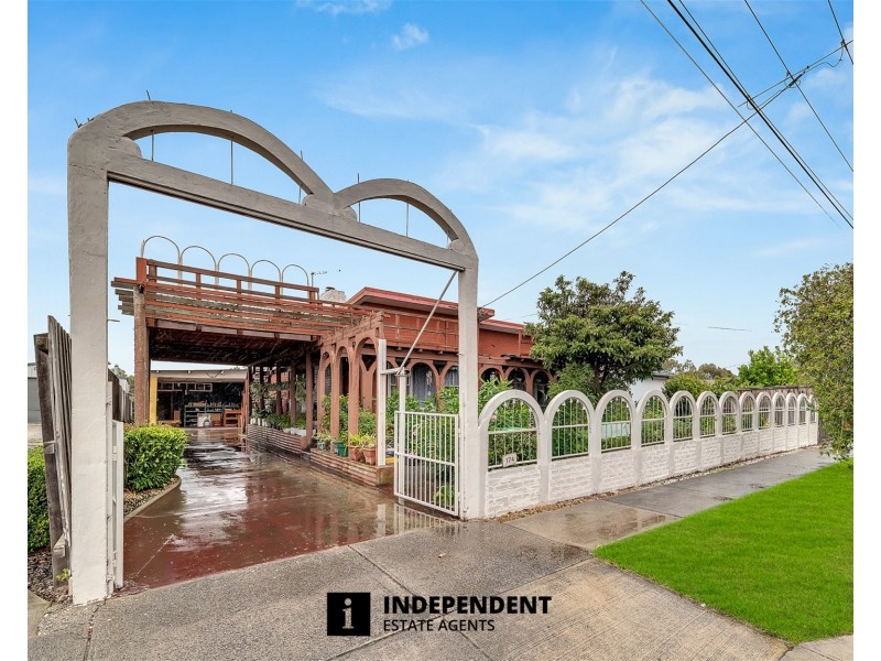 124  SOUTH GIPPSLAND HIGHWAY, Tooradin VIC 3980