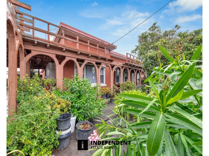 124  SOUTH GIPPSLAND HIGHWAY, Tooradin VIC 3980