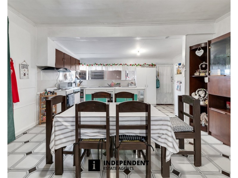 124  SOUTH GIPPSLAND HIGHWAY, Tooradin VIC 3980