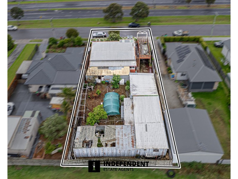 124  SOUTH GIPPSLAND HIGHWAY, Tooradin VIC 3980